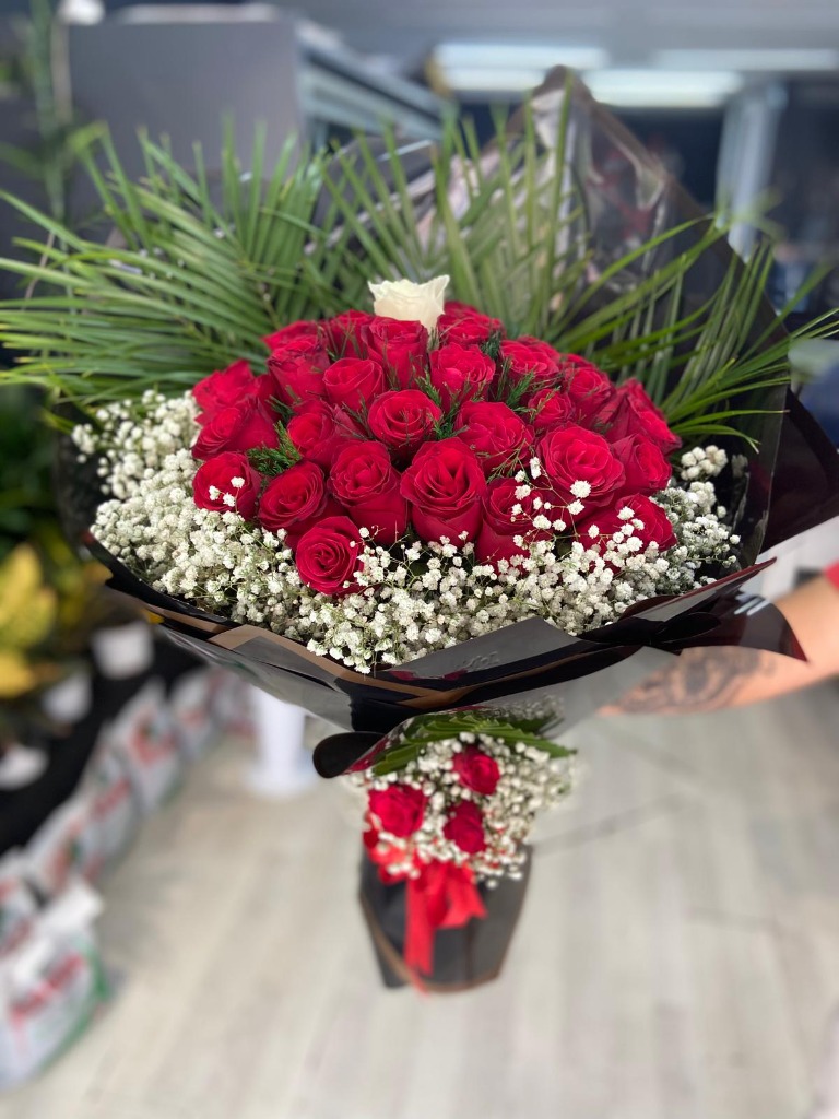 41 Gül Buketi Kırmızı