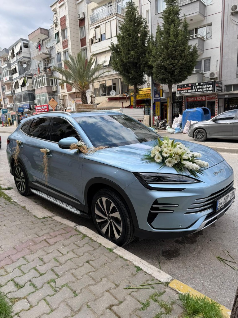 Lilyum ve Şebboy Gelin Arabası Süslemesi