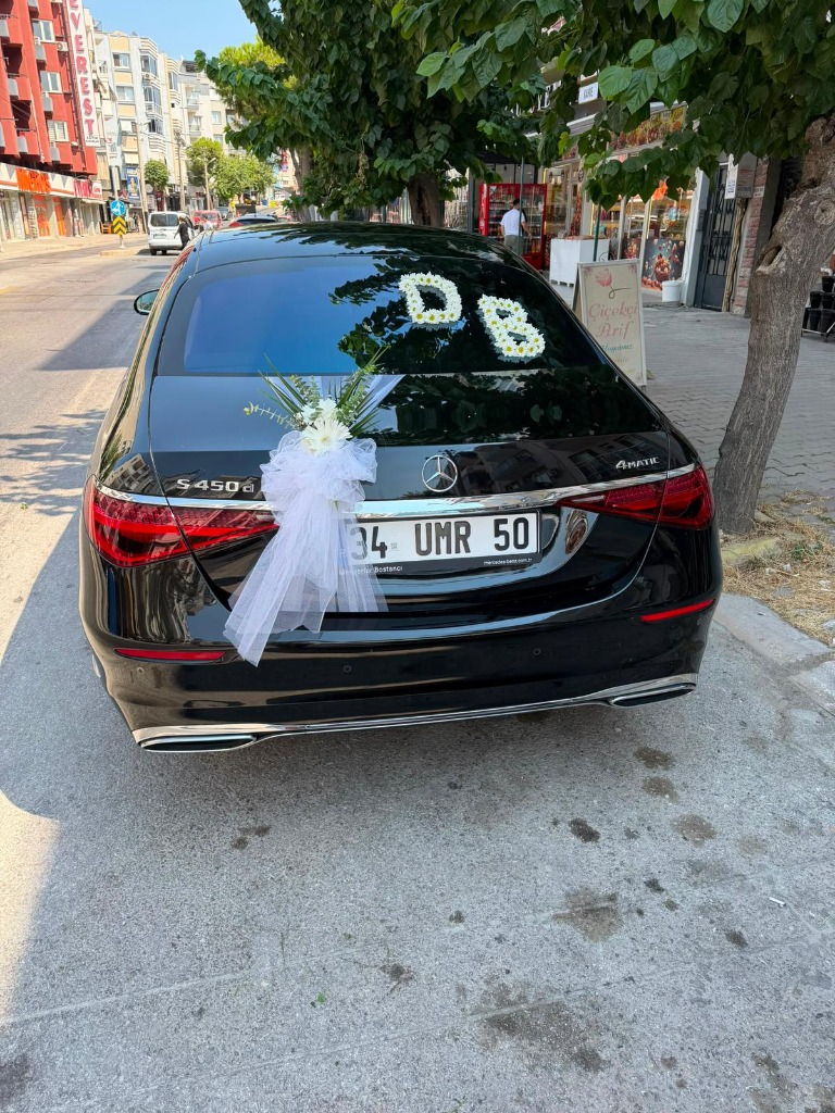 Beyaz Pembe Somon Gelin Arabası Süslemesi